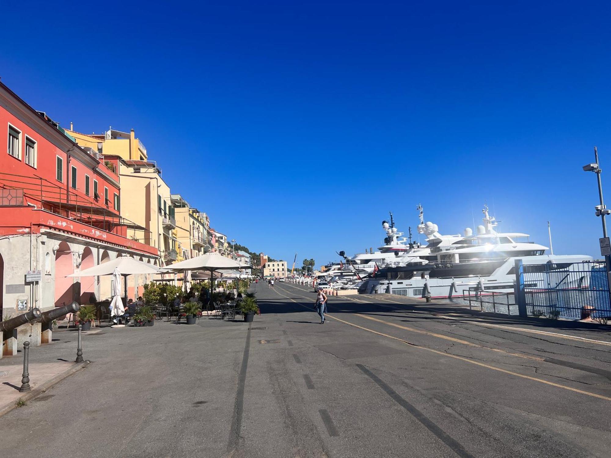 Casa Vacanza " La Rosa " Imperia Liguria Екстер'єр фото